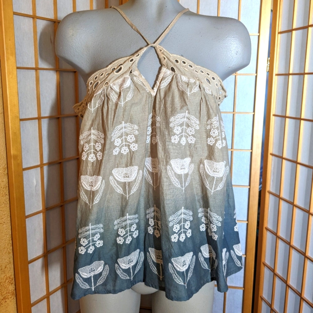 🆕 Love stitch, ombre embroidered tank top, NWTs, medium